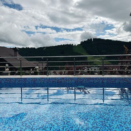 Viking Hotel Bukovel Extérieur photo