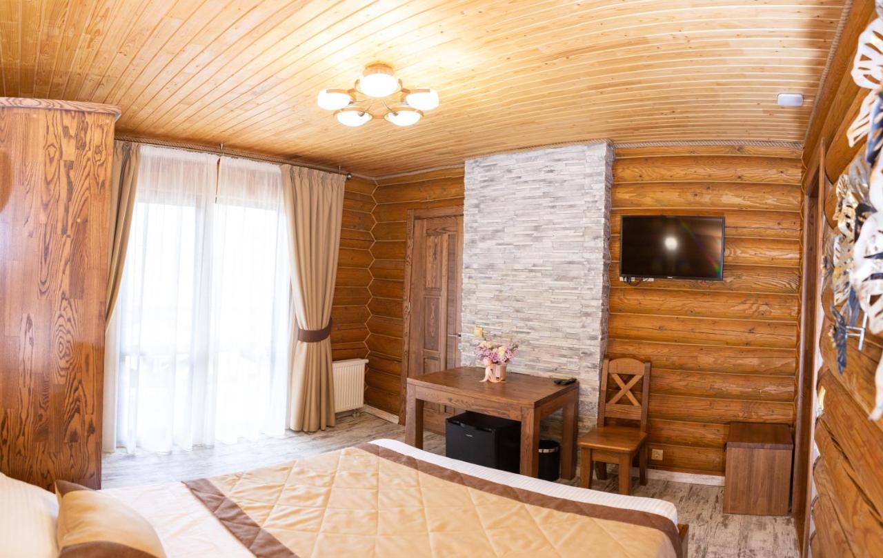 Viking Hotel Bukovel Extérieur photo